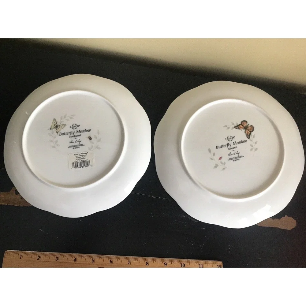 Lenox Butterfly Meadow Monarch‎ Patterns 2 Salad Plates Scalloped